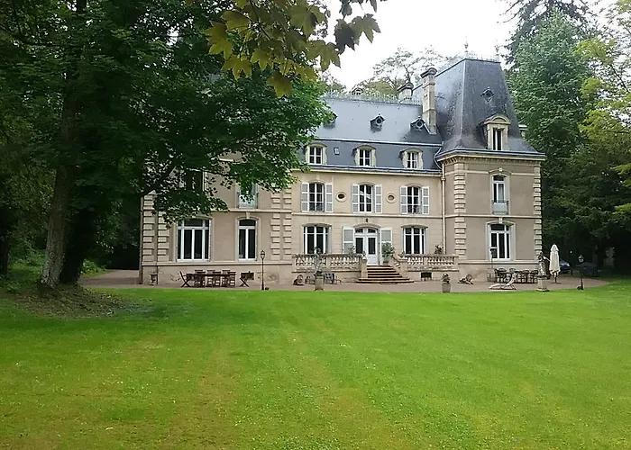 בית נופש Chateau De La Raffe Naix-aux-Forges